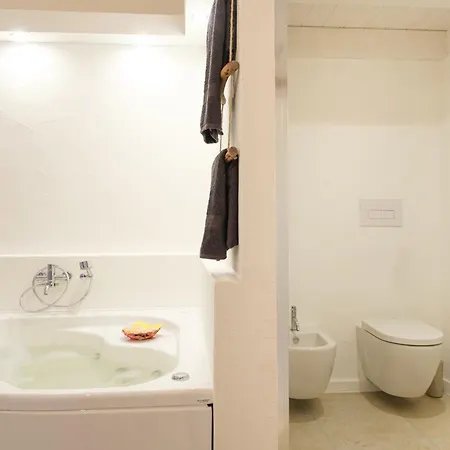 Il Vicolo Del Ginepro * Castelsardo