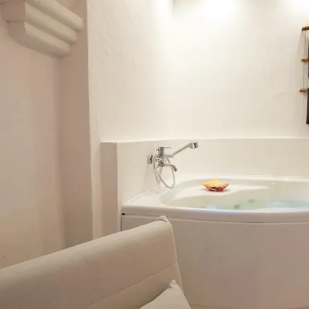 Il Vicolo Del Ginepro * Castelsardo