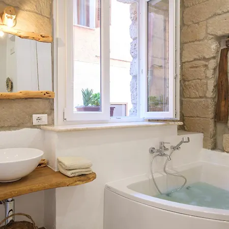 Πανσιόν Il Vicolo Del Ginepro Castelsardo