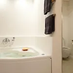 Pensjonat Il Vicolo Del Ginepro *